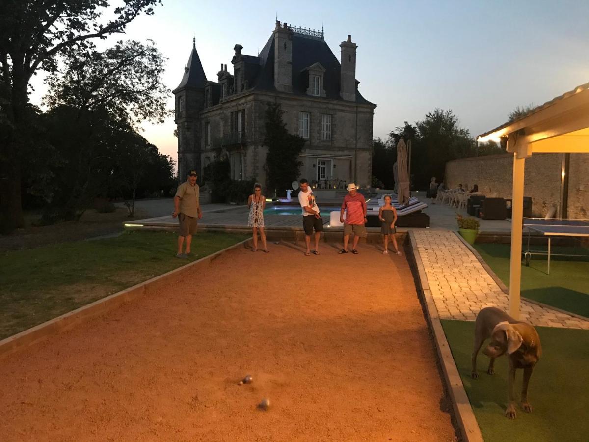 Le Château des Tourelles en Vendée La Gaubretiere Esterno foto